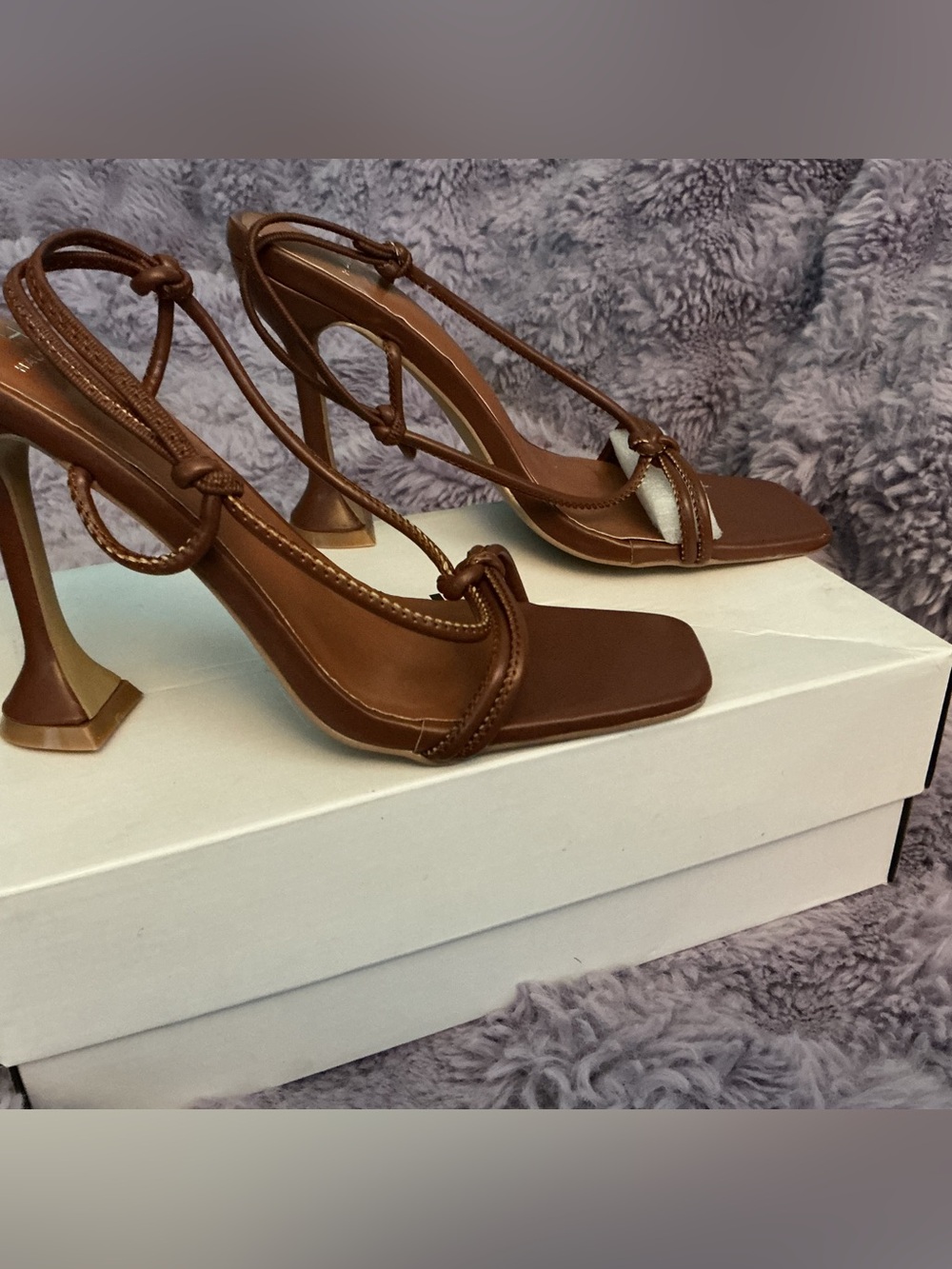 Gorgeous H by Halston Brown Strappy Square-Toe High Heels size 8